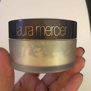 Laura mercier translucent face powder